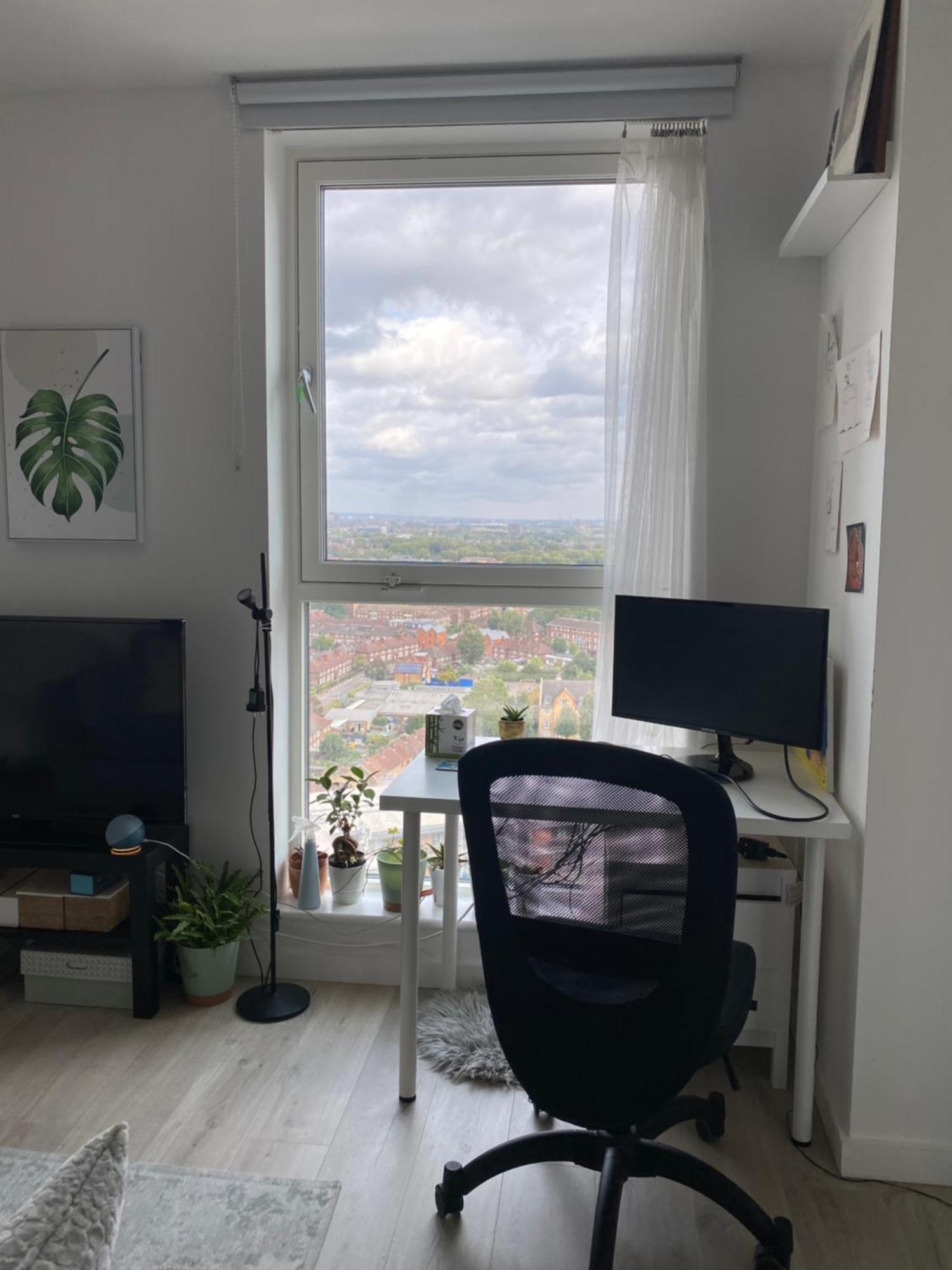 Appartamento Cozy Flat With Stunning Views Londra Esterno foto